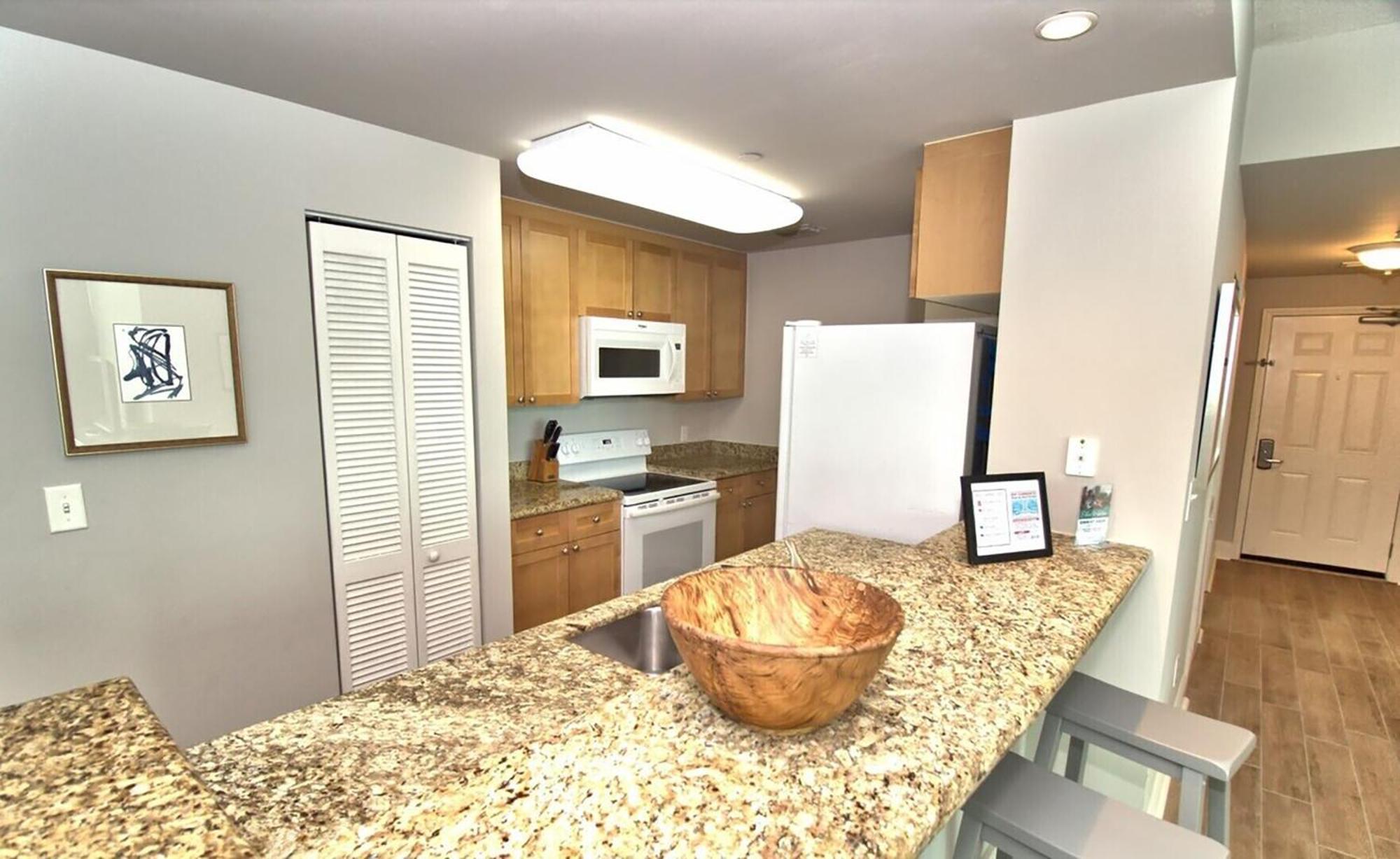 Aqua 1111 By Emerald Coast Retreats Apartment Panama City Beach